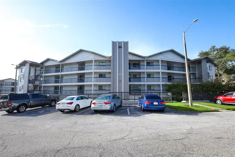 1054 Lotus Cove Ct #614, FL