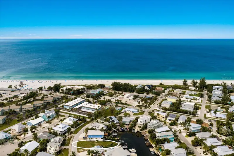 214 S Harbor Dr, FL
