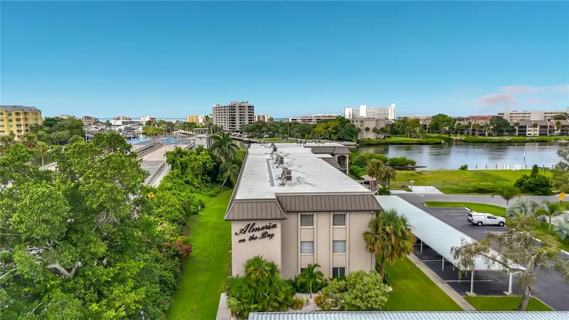 6470 Hollywood Blvd #110, FL