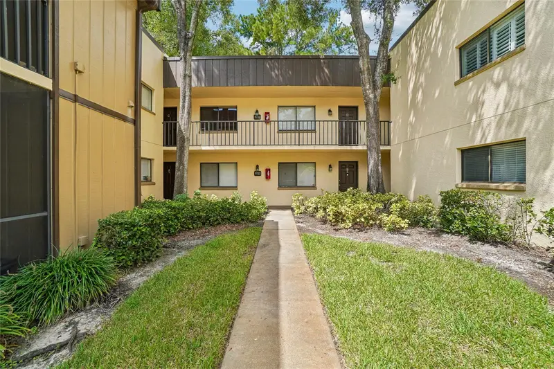 11722 Raintree Lake Ln #C, FL