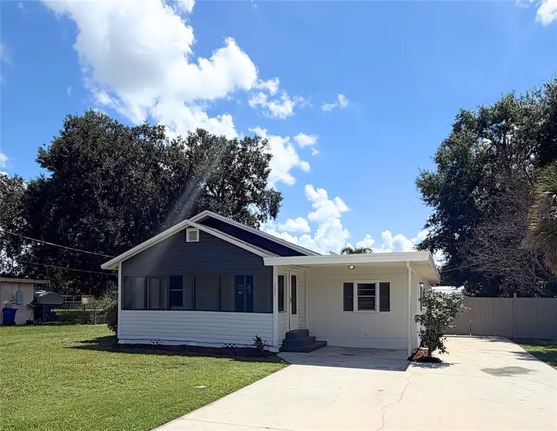 335 E Hoffman St, FL