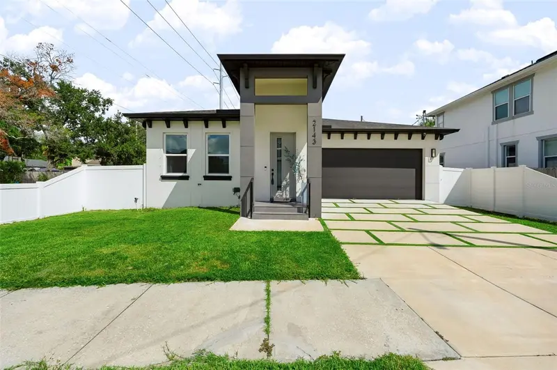 2143 W Saint Conrad St, FL