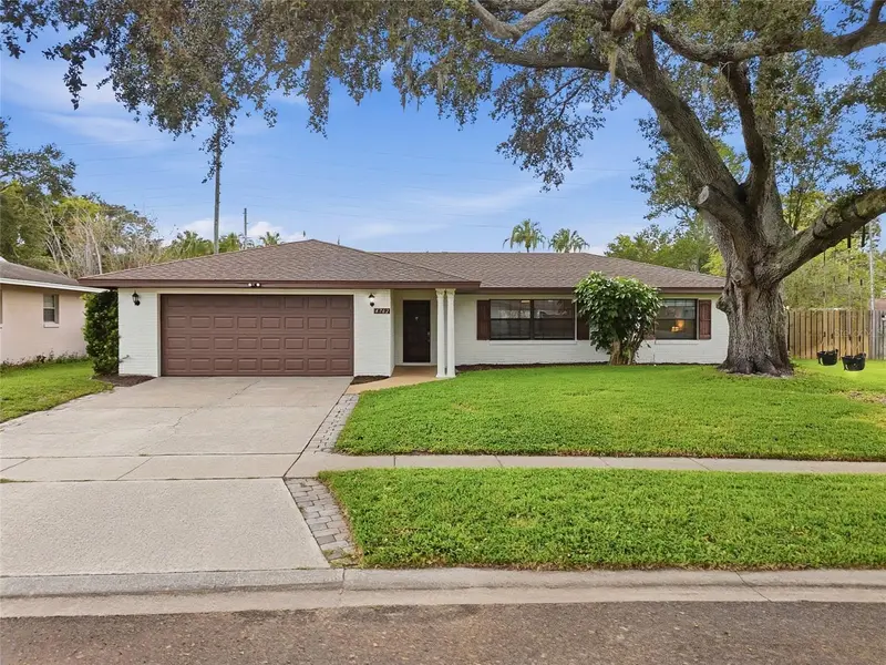 4762 Arrow Rd, FL