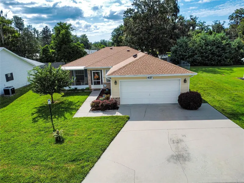 437 Se Rosewood Cir, FL