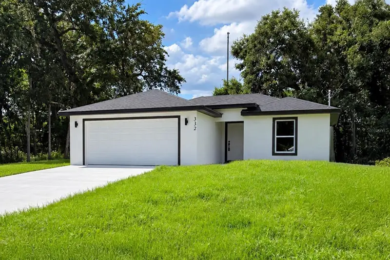 332 Lake Crescent Dr, FL