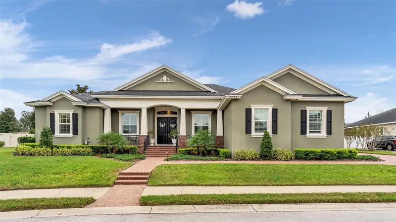 6626 Crescent Woods Cir, FL