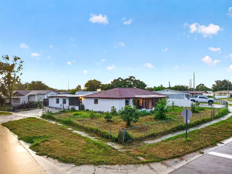 8545 Gold Ridge Cir, FL