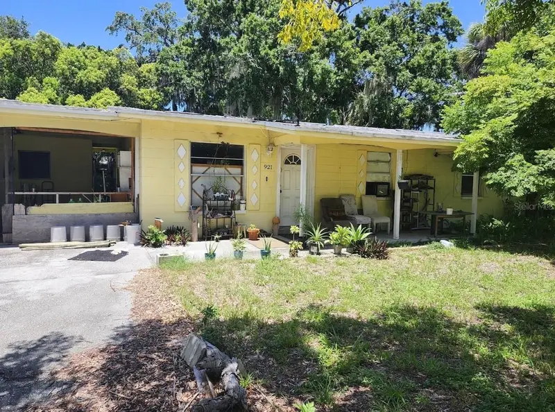 921 S Fiske Blvd, FL