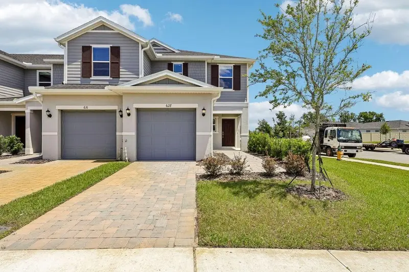 627 Meadows Edge Pl, FL