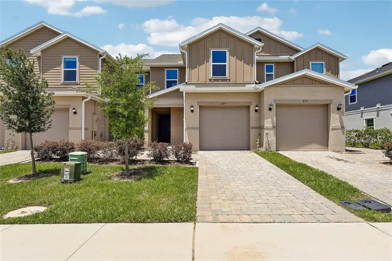 655 Meadows Edge Pl, FL