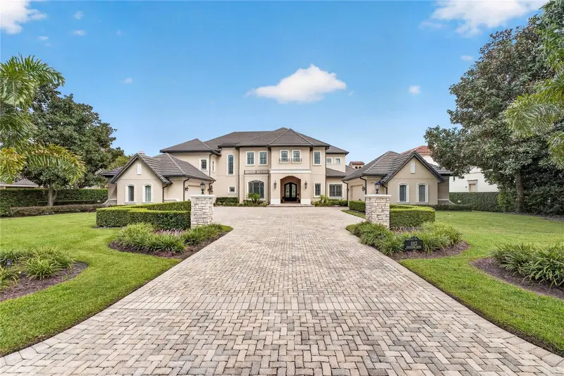 6113 Grosvenor Shore Dr, FL