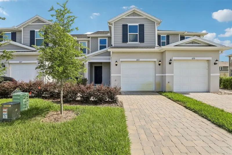 683 Meadows Edge Pl, FL