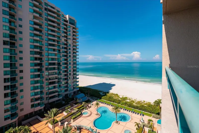 1520 Gulf Blvd #1107, FL