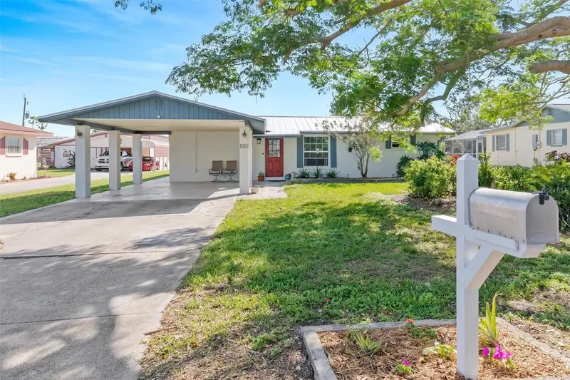 142 2nd Ave, FL