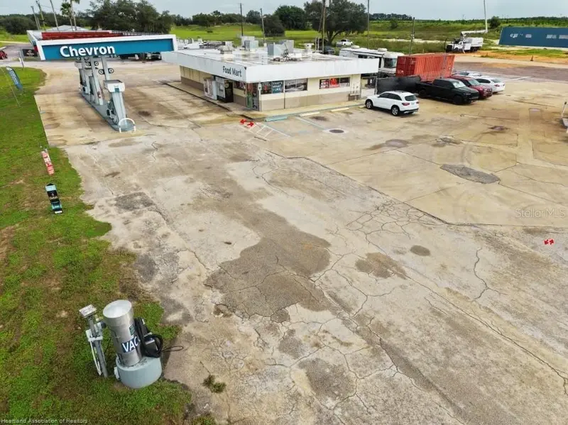 16311 Hwy 27, FL