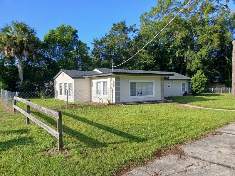 1001 Santa Barbara Dr, FL