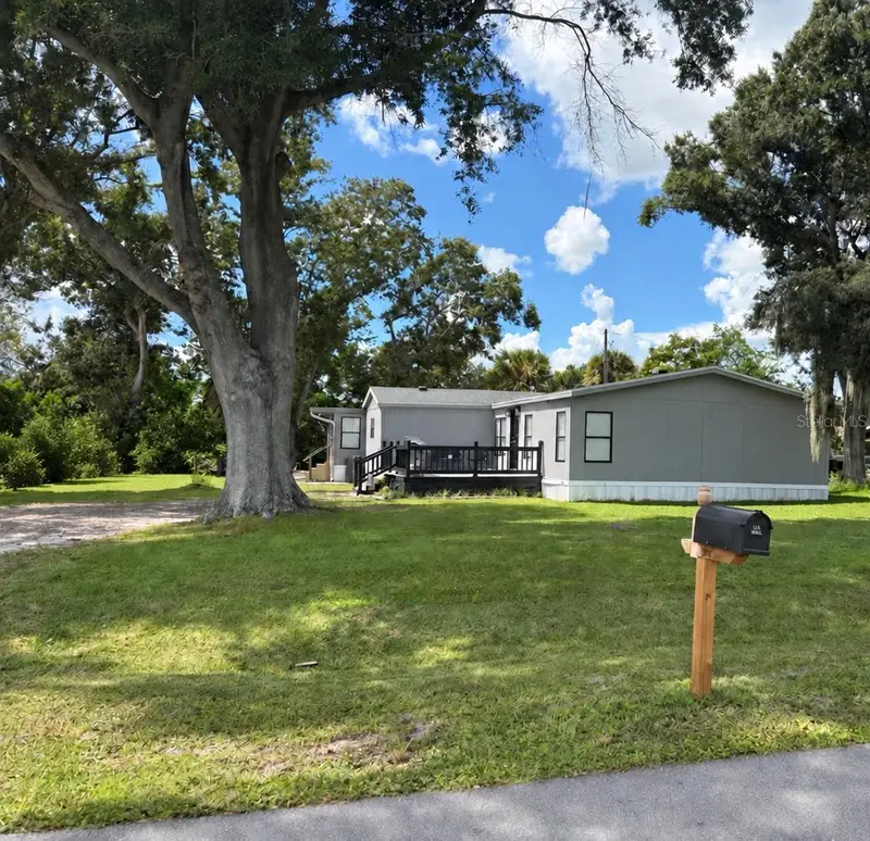 5707 E Lake Fox Dr, FL