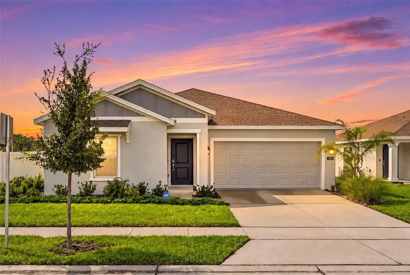 350 Rustic Rail Dr, FL