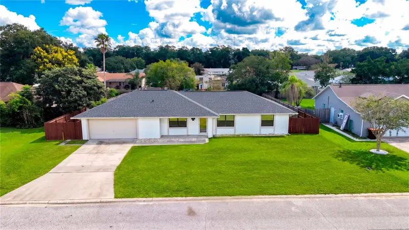 185 Se 62nd Ave, FL