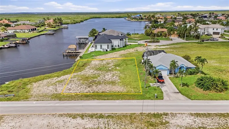 932 Old Burnt Store Rd N, FL