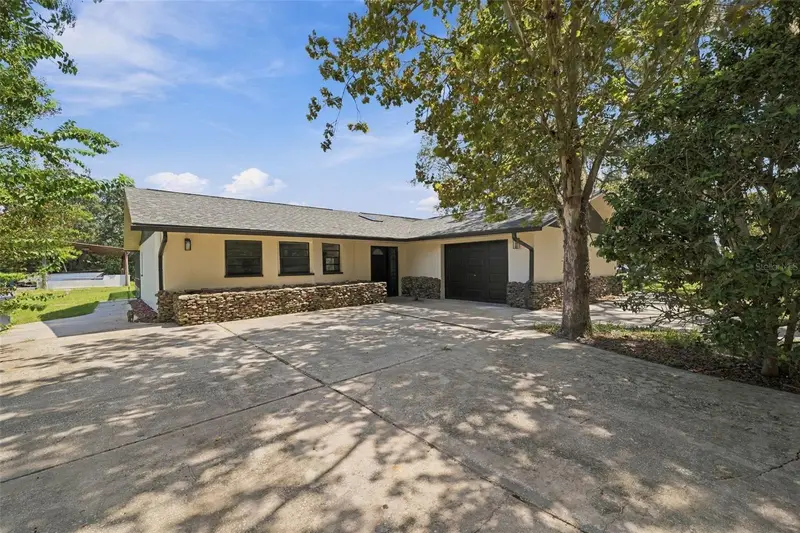 15440 Hays Rd, FL