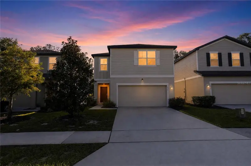 1033 Cades Cove Way, FL