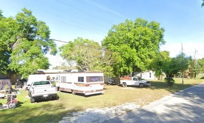 1023 Ne 13th Ave, FL