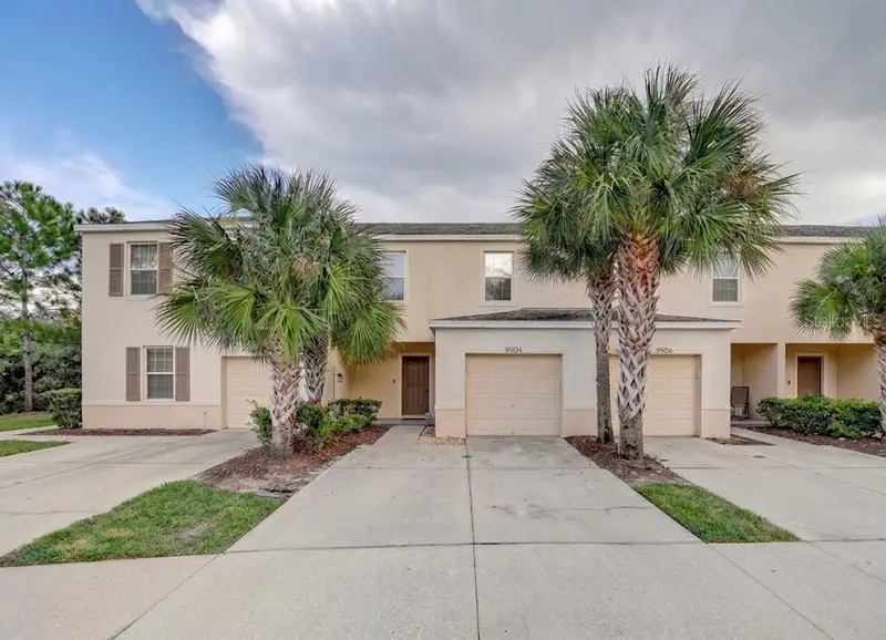 9904 Hound Chase Dr, FL