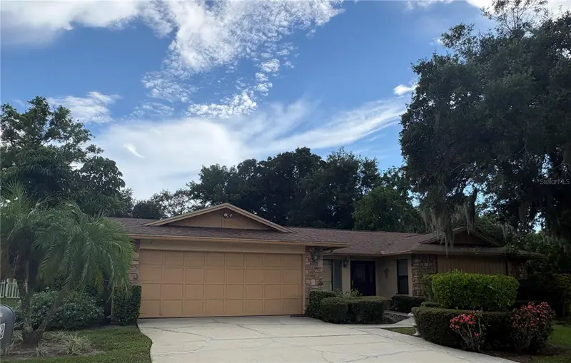 862 Pinewood Ter W, FL