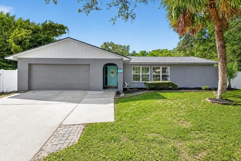 304 Quail Ct, FL