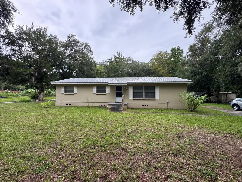 602 N Division St, FL