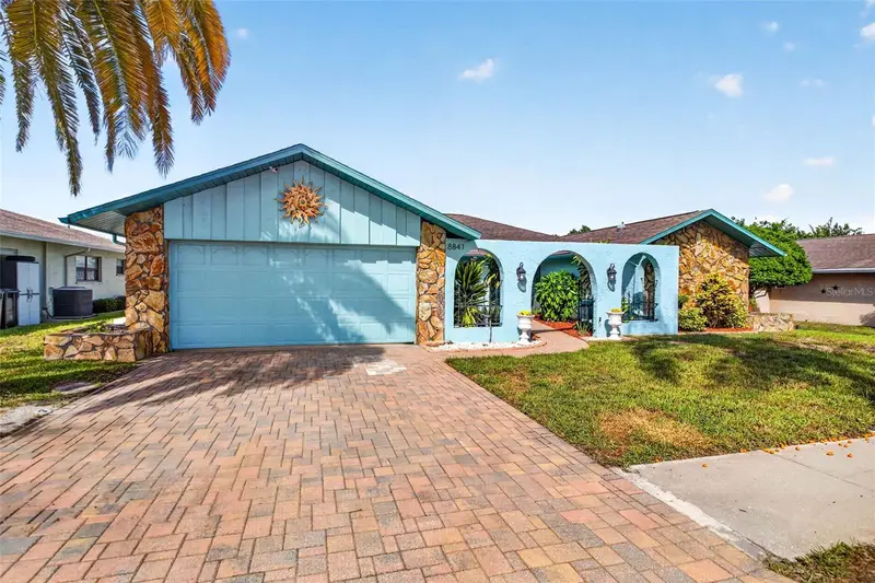 8841 Andros Ln, FL