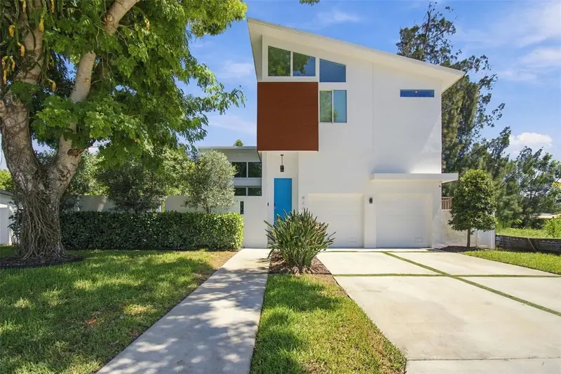 4440 Pompano Dr Se, FL