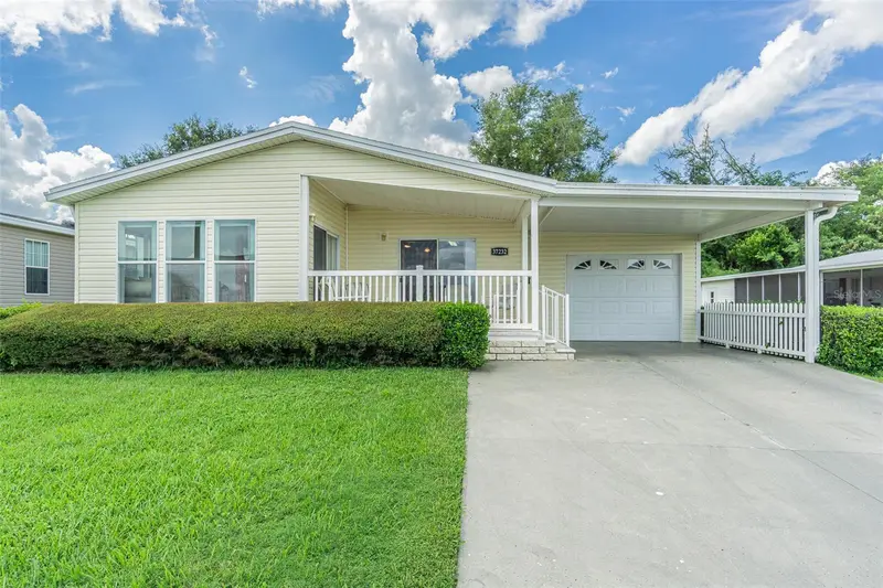 Grand Horizons listing