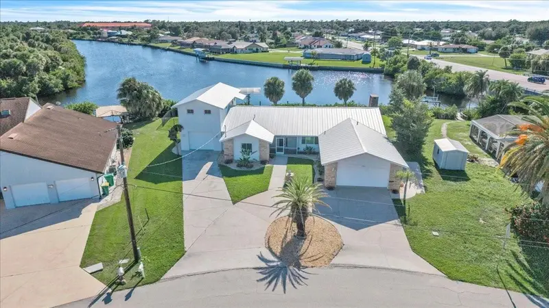 795 S Ellicott Cir, FL