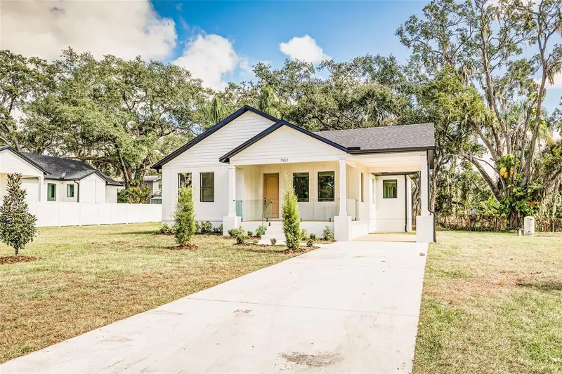 7901 N Greenwood Ave, FL