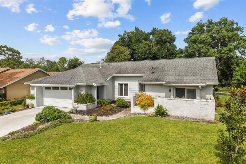 1211 Lancelot Way, FL