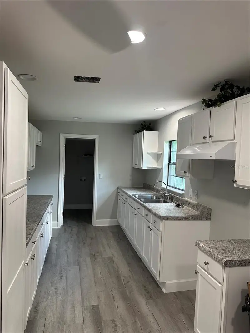 507 Stone St, FL