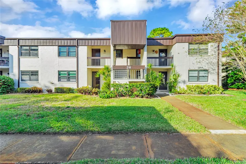 2400 Winding Creek Blvd #24-203, FL