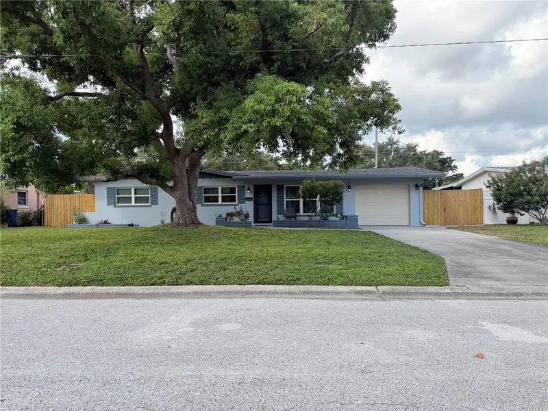 2700 56th Ln N, FL
