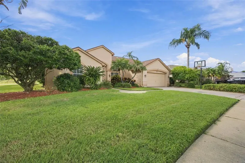 878 Centerwood Dr, FL