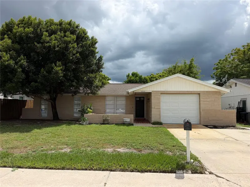 6810 El Camino Paloma St, FL