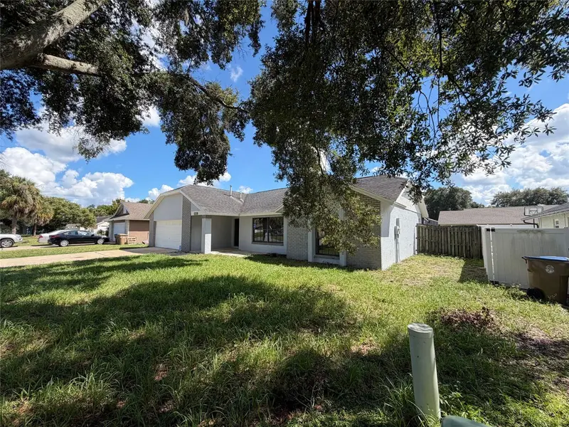 7704 Simon Ridge Ct, FL