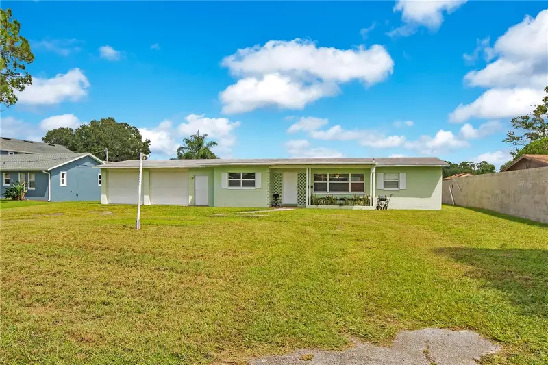 5701 Padgett Cir, FL