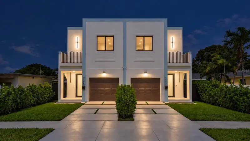 3453 Nw 4th St, FL