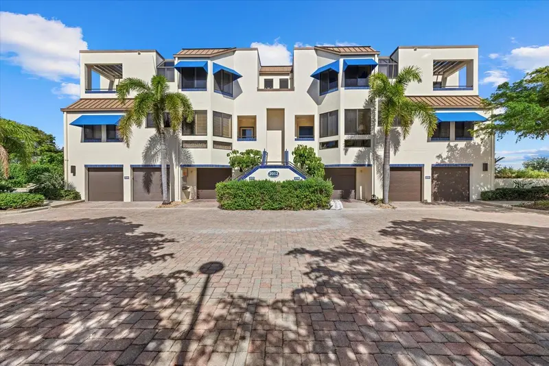 Fairway Bay listing