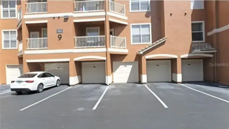 8824 Villa View Cir #108, FL