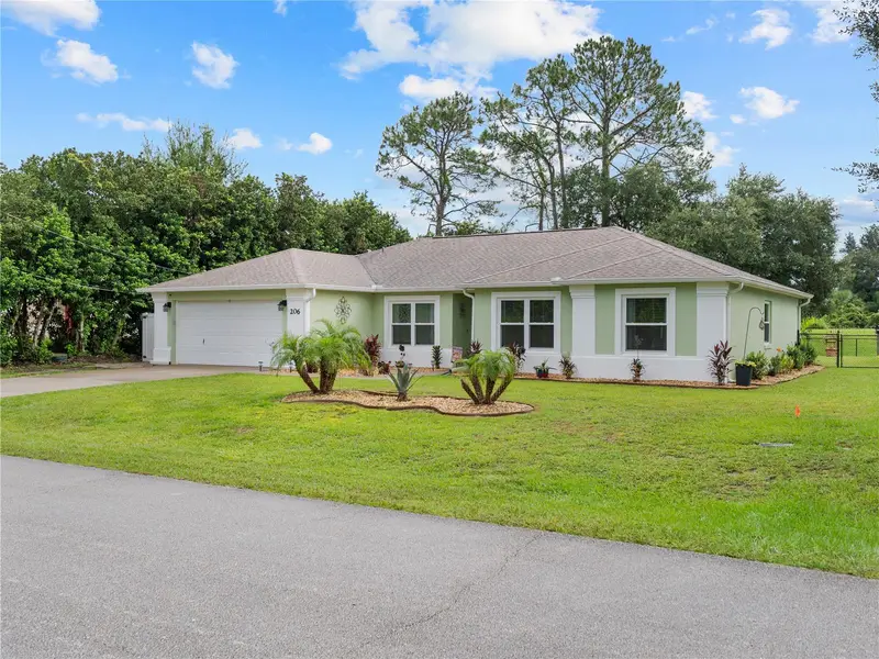 206 London Dr, FL