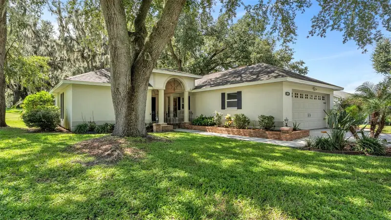 804 Nestlewood Ct, FL