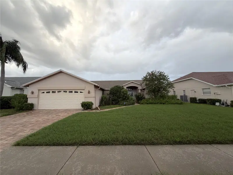 8417 Danbury Ln, FL
